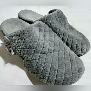 Vionic Charcoal Quilted Slippers